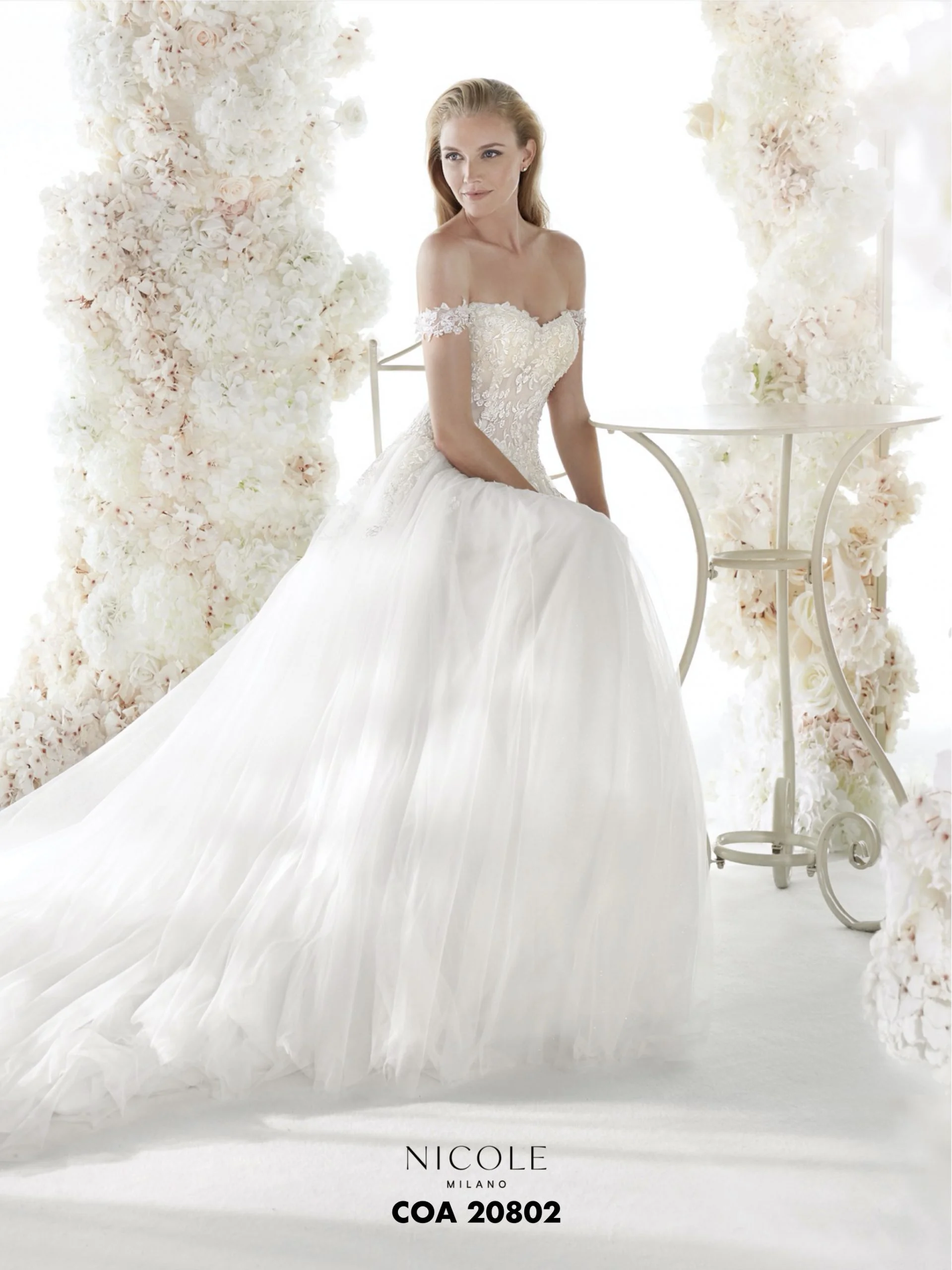 Nicole Milano Series 075