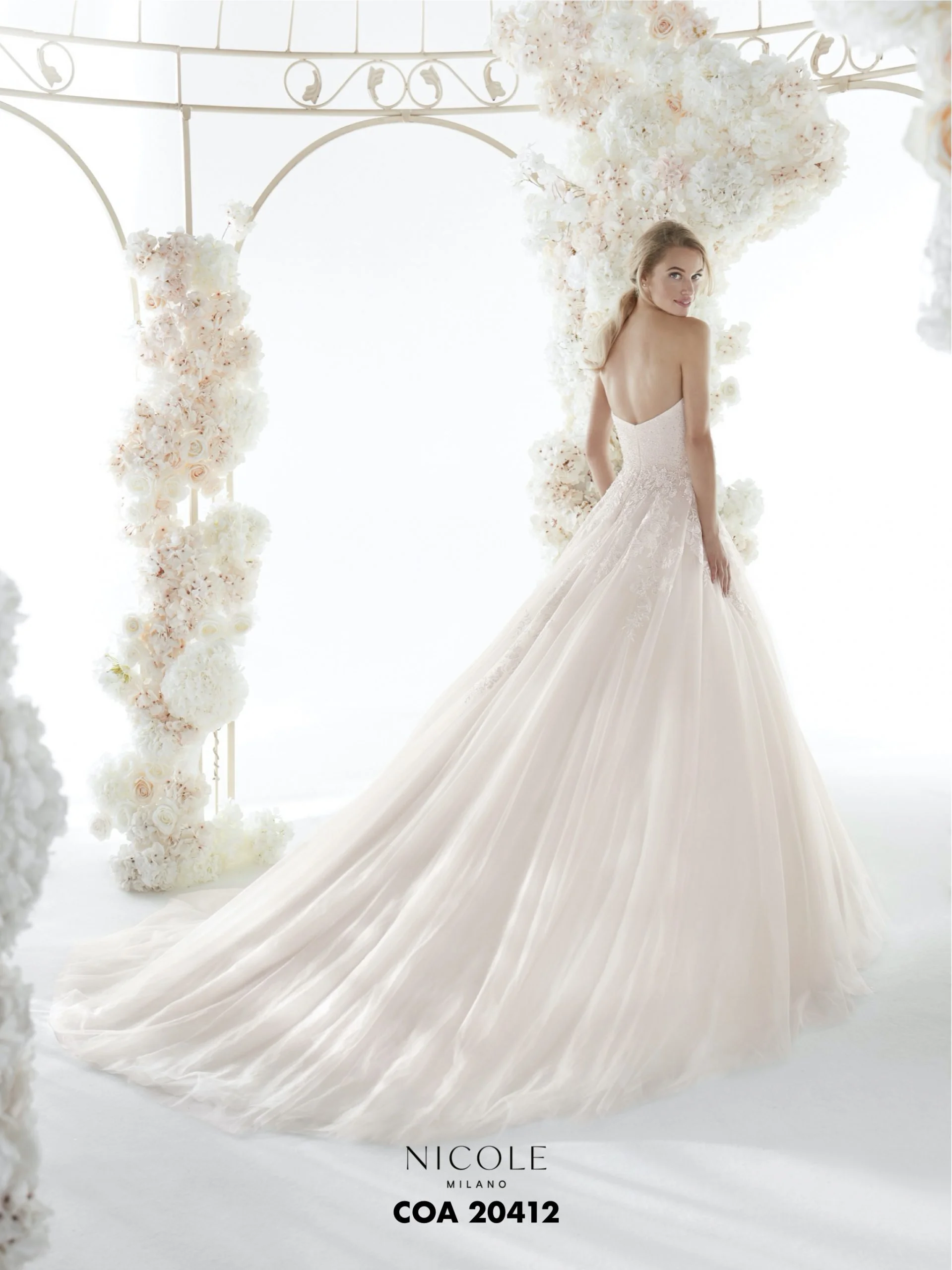 Nicole Milano Series 092